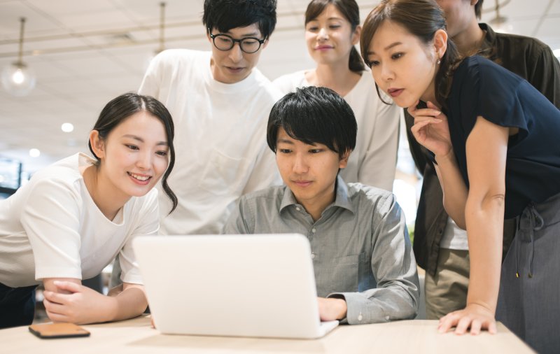 SESと派遣はどう違う？SES営業が知っておくべき契約形態を解説！